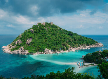 September in Blue Paradise Hotel